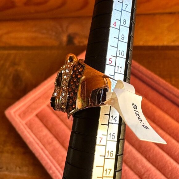 Park Lane Panda Bear Face Crystal Statement Ring Size 6 Silver Tone Rhinestones - Picture 12 of 12